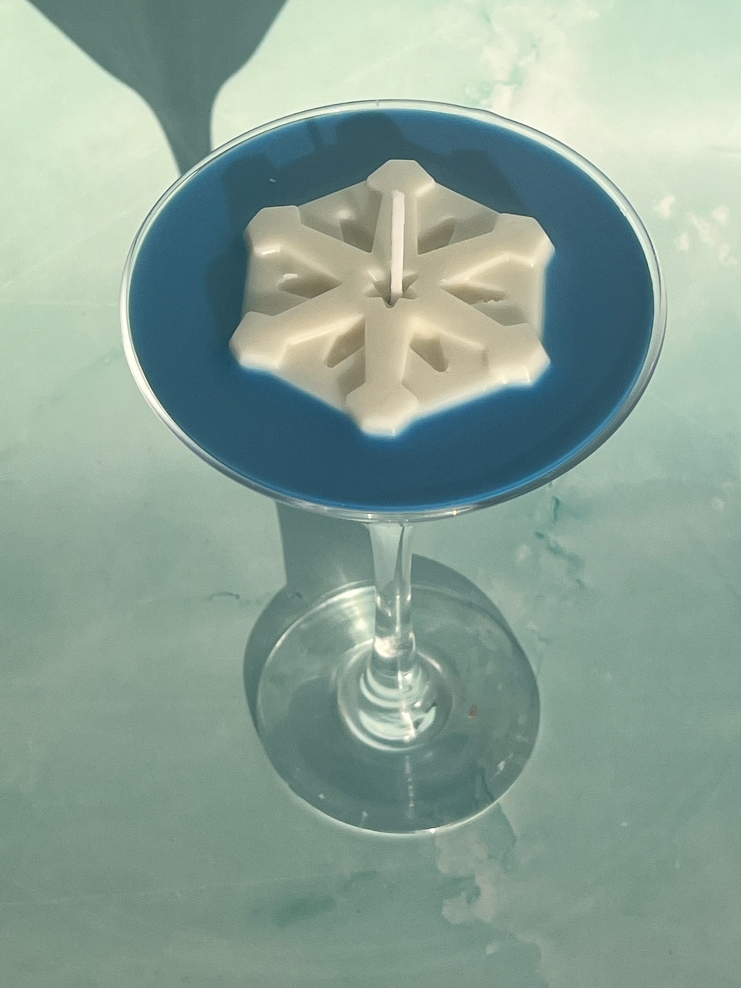 Snowflake Christmas Martini Candle