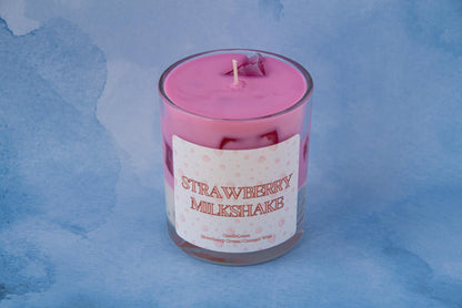 Strawberry MilkShake Candle / Strawberry Candle / Strawberry Lovers / Spring Candles / Drink Candle / Beautiful Candle