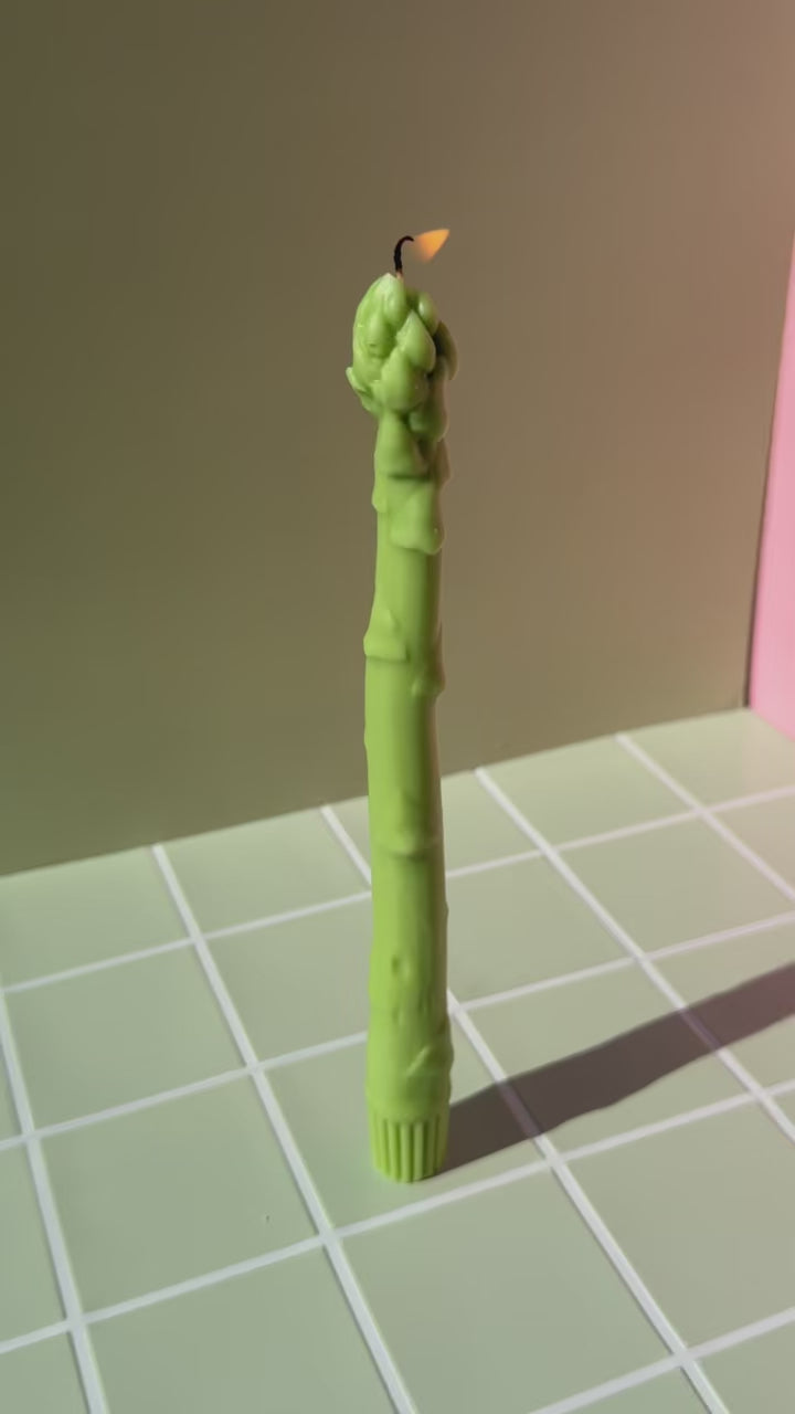 Asparagus Pillar Beeswax Candle – Handmade Botanical Candle | Natural Beeswax Decor | Vegetable-Inspired Candle | Unique Gift Idea