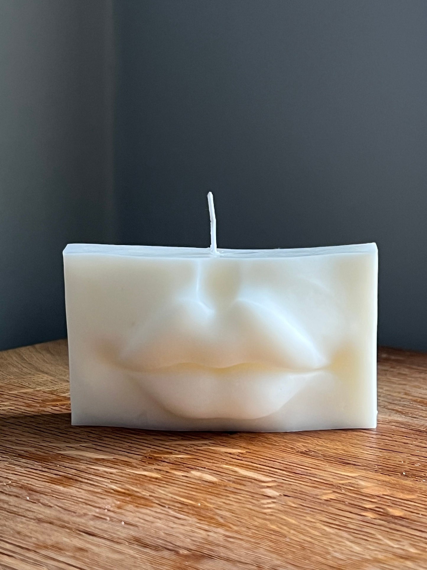 Lips Candle