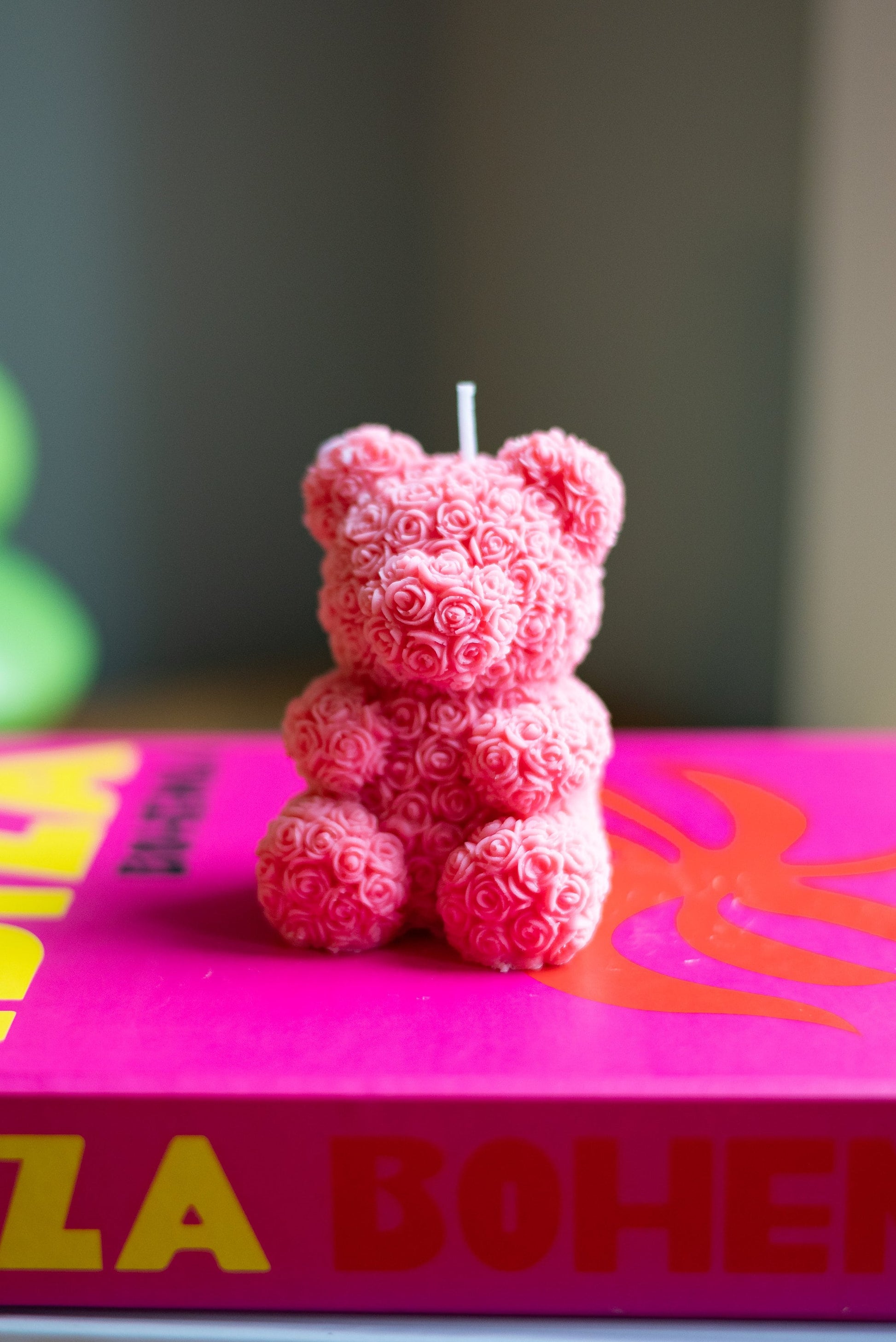 Rose Bear Candle / Valentines Candle / Bear Candle / Roses Candle / Bouquet Candle / Beautiful Candle